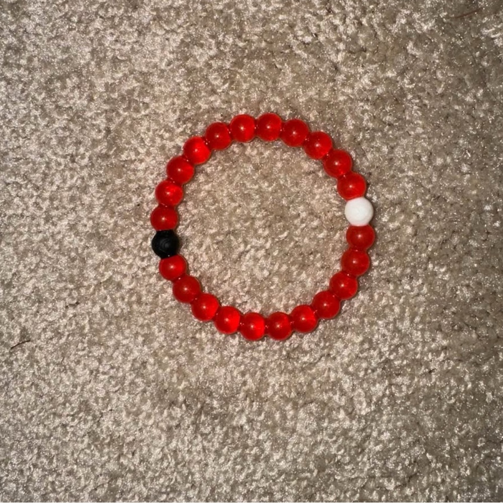 ✨5/$15 Red lokai bracelet